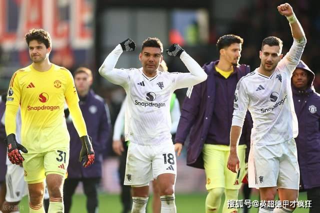 worldcup-英超曼联和铁锤帮踢平，胖虎大力轰门式传球助攻达洛特种瓜得豆！