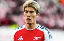 世界杯预测-星空之下的回归時(shí)刻：富安(ān)健洋重返赛場(chǎng)